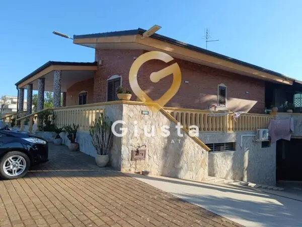 Casa Indipendente via Xi Settembre Snc, San Vito Dei Normanni