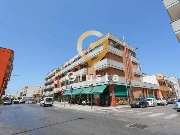 Appartamento via Gerolamo Aleandro 11, Brindisi