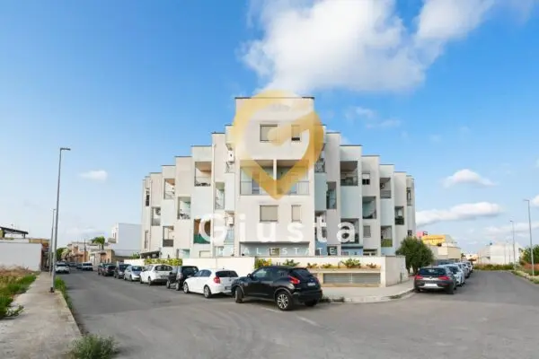 Appartamento via Agrigento 60, Mesagne