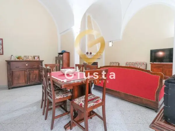 Casa Indipendente via Melo 43, San Michele Salentino