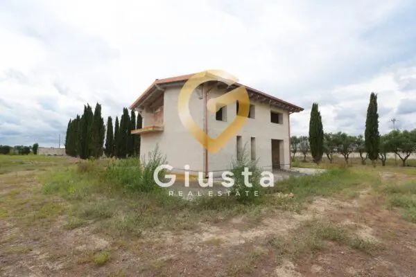 Villa via Vittorio Emanuele Iii, San Pancrazio Salentino