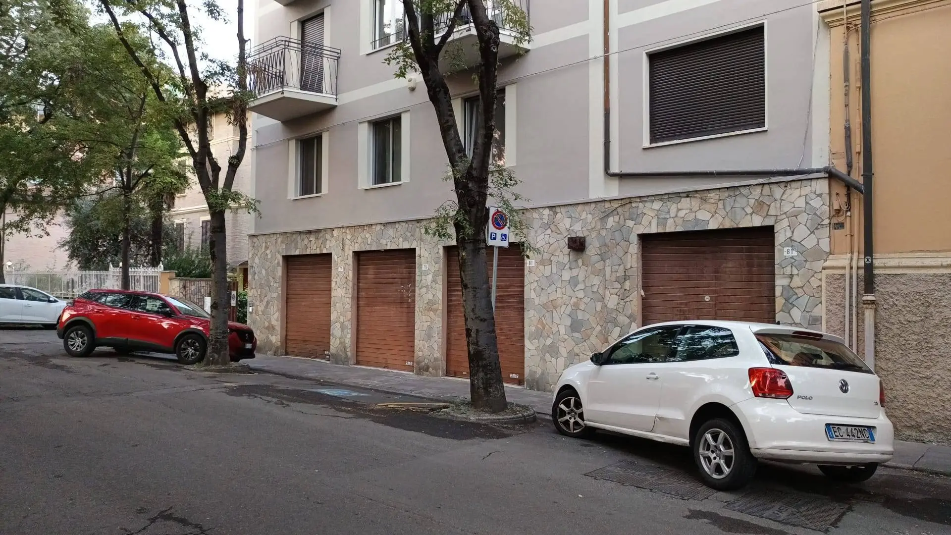 Immagine per Locale Commerciale in vendita a Modena VIA LANA 77