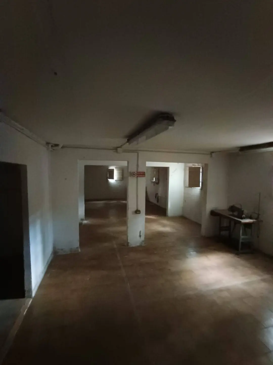 Immagine per Locale Commerciale in vendita a Modena VIA LANA 77