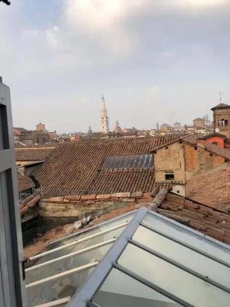 Stabile/Palazzo via Saragozza, Modena