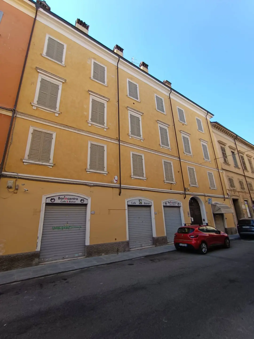 Immagine per Stabile/Palazzo in vendita a Modena Via Saragozza 