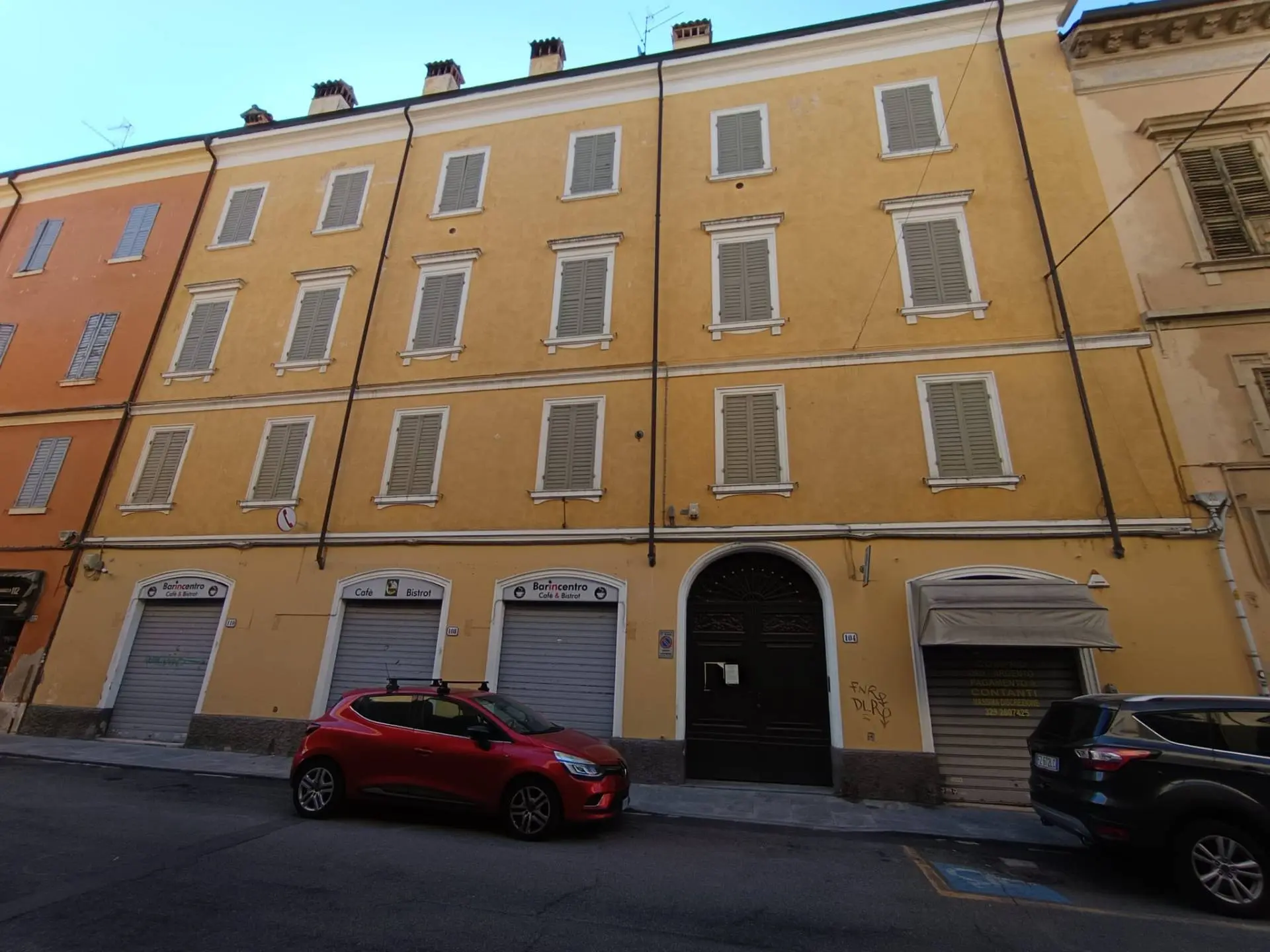 Immagine per Stabile/Palazzo in vendita a Modena Via Saragozza 