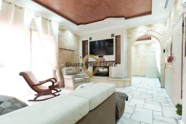 Casa Indipendente Piazza Unità D'Italia 3, Mesagne