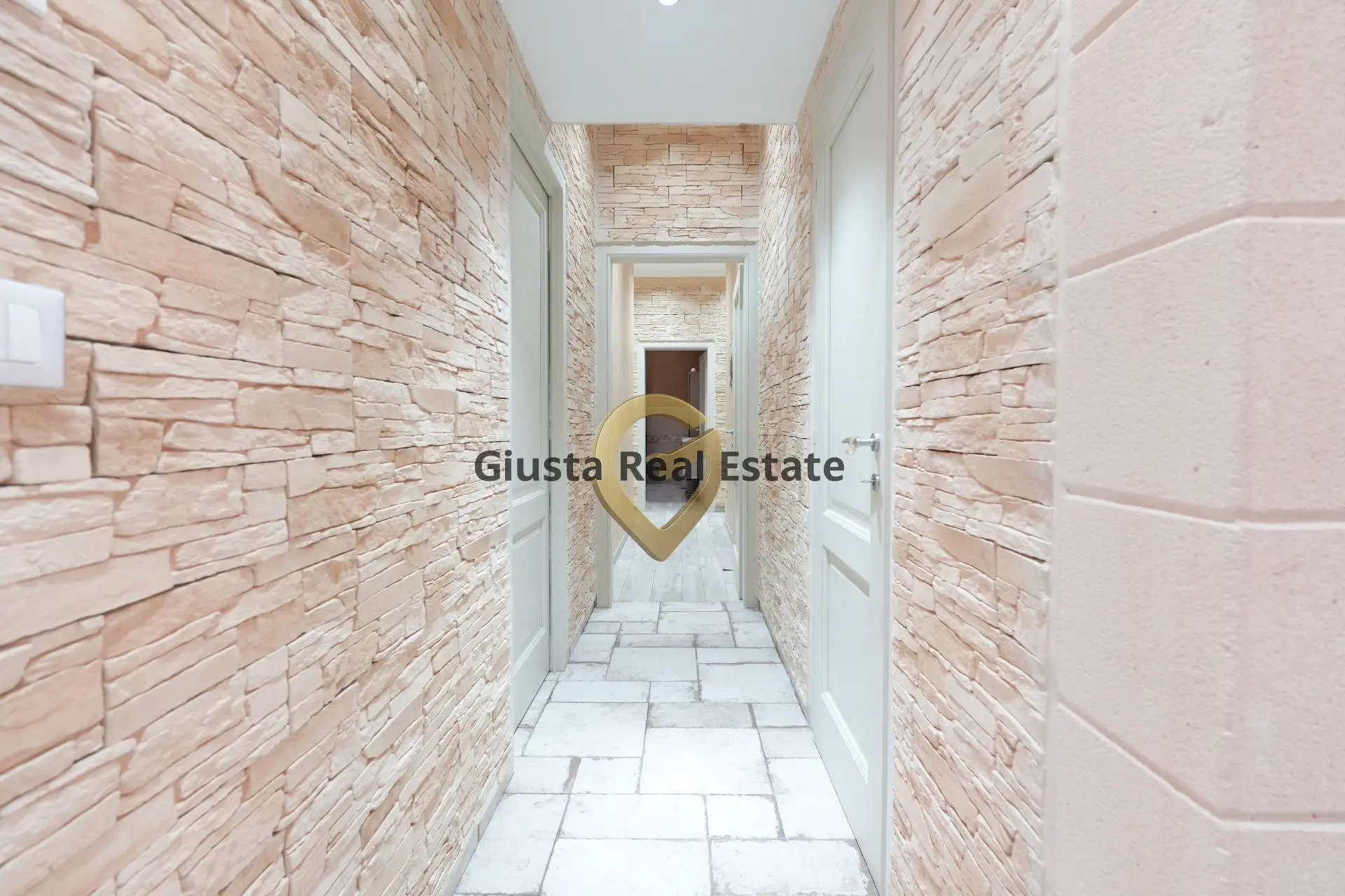 Immagine per Casa indipendente in vendita a Mesagne Piazza Unità D'Italia 3