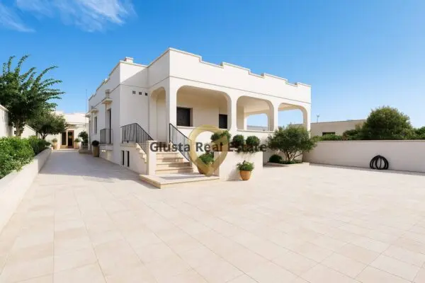 Villa via Galilea Sn, Brindisi