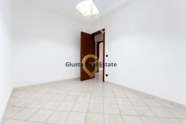 Appartamento via Taranto 78, Brindisi