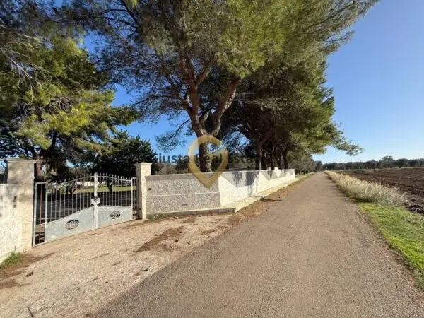 Villa via Cda Episcopana, Oria
