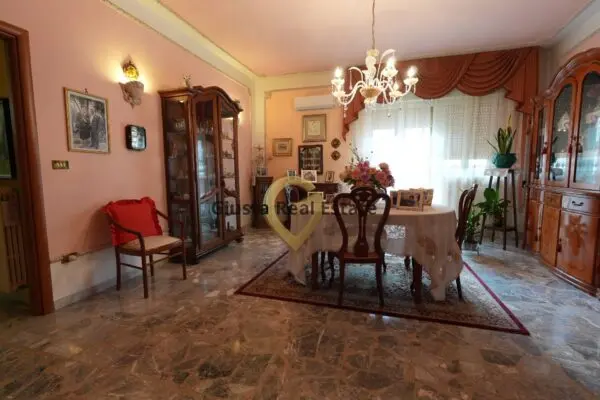 Appartamento Via Val D'Aosta 8, Mesagne