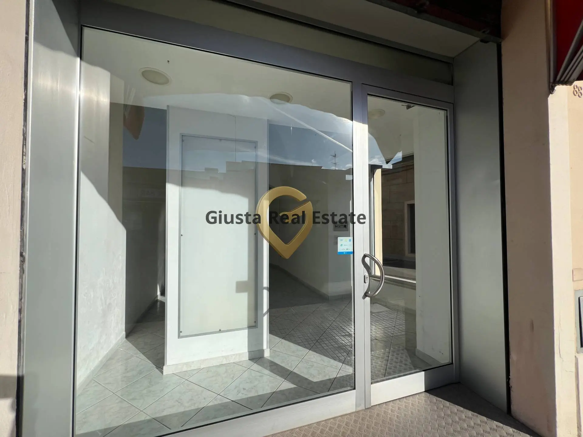 Immagine per Attività Commerciale in vendita a Mesagne Via Marconi 88