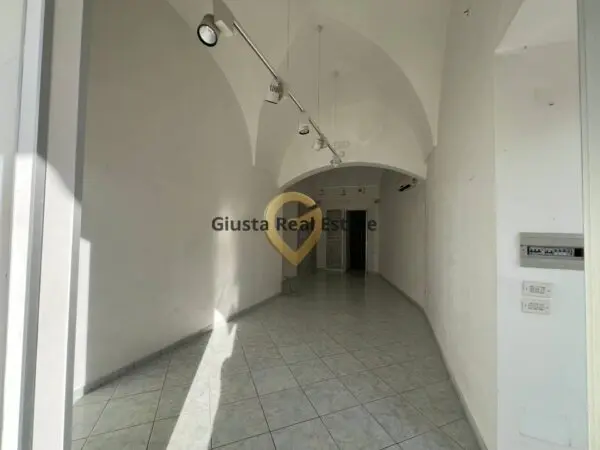 Attività Commerciale via Marconi 88, Mesagne