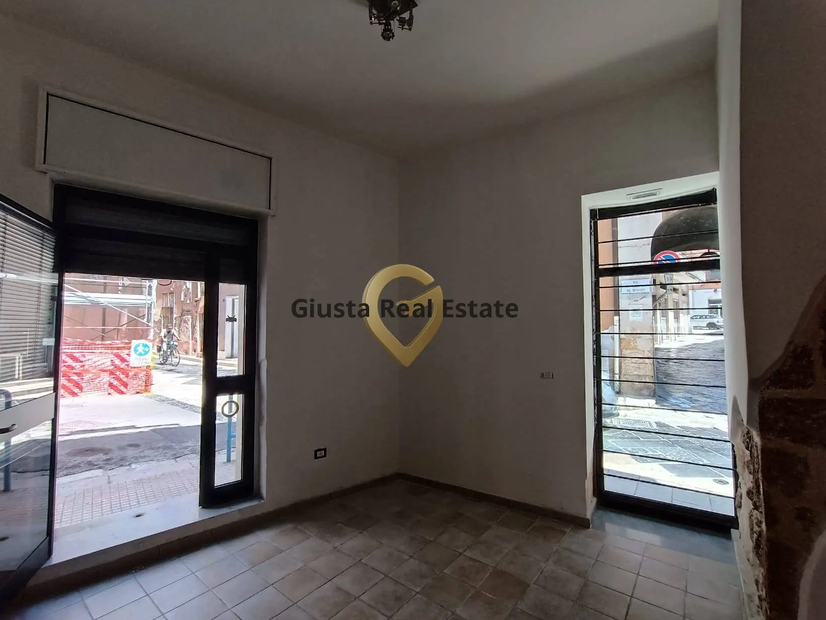 Immagine per Locale Commerciale in vendita a Brindisi Via Giuseppe  Mazzini 1