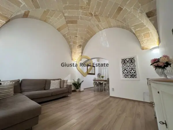 Casa Indipendente via Dante Alighieri 84, San Pietro Vernotico