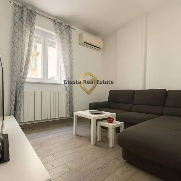 Appartamento via Fratelli Cervi 19, Brindisi