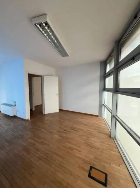 Ufficio via Giuseppe Giacosa, Bologna