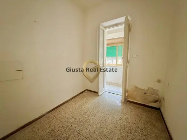 Appartamento piazza Niccolò Tommaseo 4, Brindisi