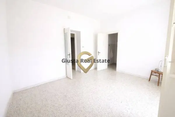 Appartamento piazza Niccolò Tommaseo 4, Brindisi