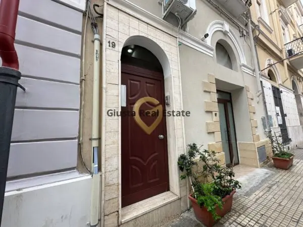 Appartamento via Palestro 19, Brindisi