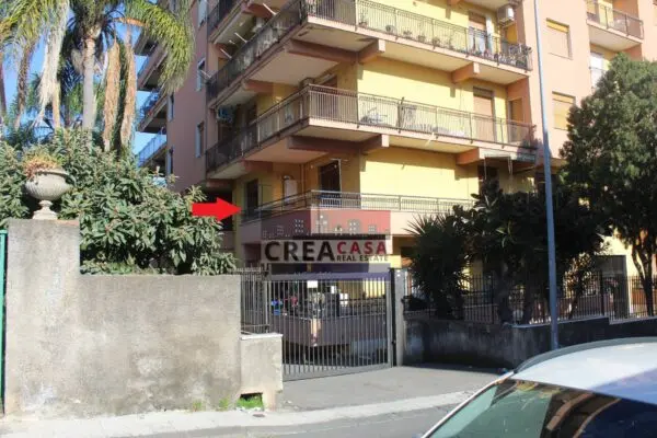 Appartamento via Raffaello Grasso, Giarre