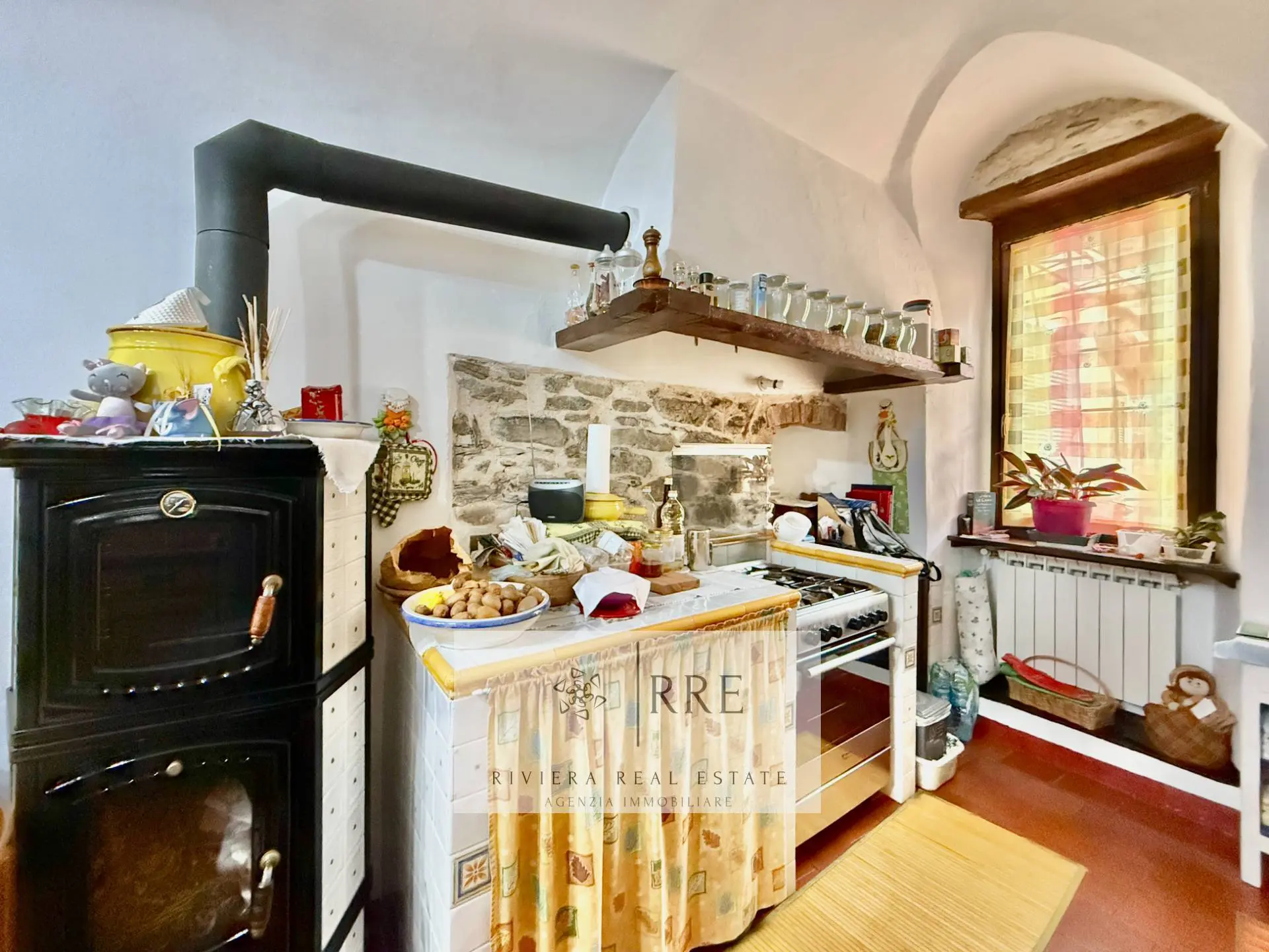 Immagine per Casa indipendente in vendita a Vessalico via De Filippi 