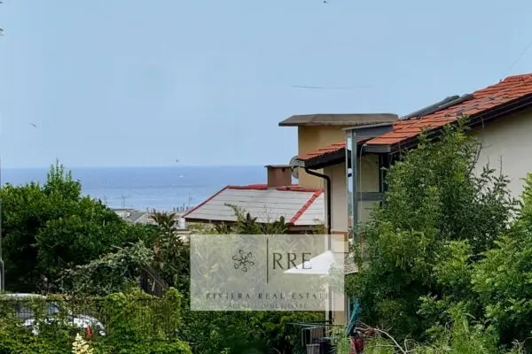 Appartamento via Bavera, Alassio