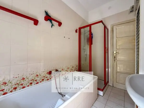 Appartamento via Accame, Pietra Ligure