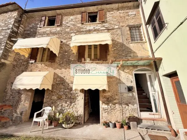 Casa Semindipendente via Degli Ulivi, Seravezza