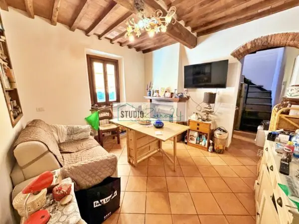 Casa Semindipendente via Degli Ulivi, Seravezza