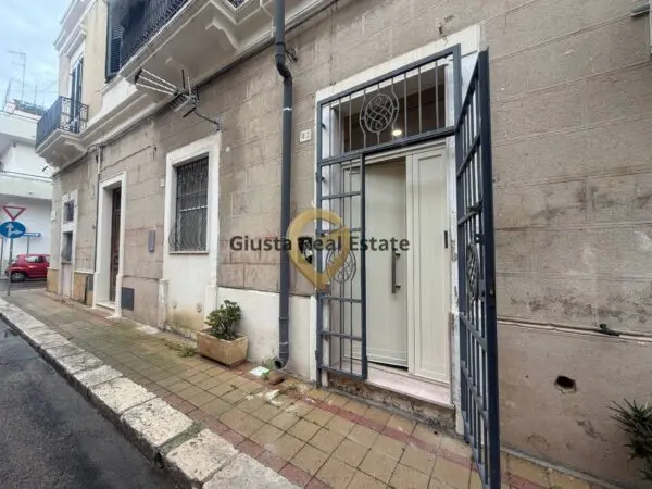 Casa Indipendente via Barletta 45, Brindisi