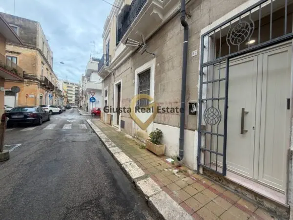 Casa Indipendente via Barletta 45, Brindisi
