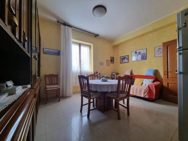 Appartamento via Campidano, Carbonia