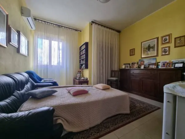 Appartamento via Campidano, Carbonia