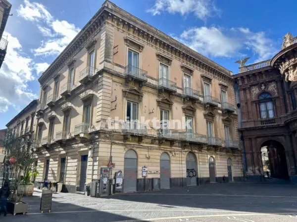 Stabile/Palazzo piazza Vincenzo Bellini, Catania