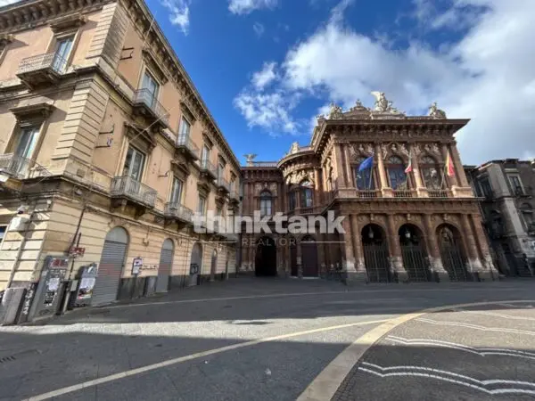 Stabile/Palazzo piazza Vincenzo Bellini, Catania