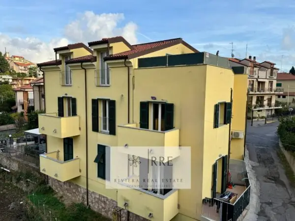 Appartamento viale Riviera, Pietra Ligure