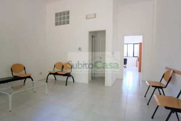 Ufficio via Giuseppe Verdi, Chieti
