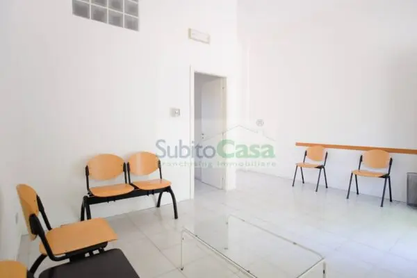 Ufficio via Giuseppe Verdi, Chieti