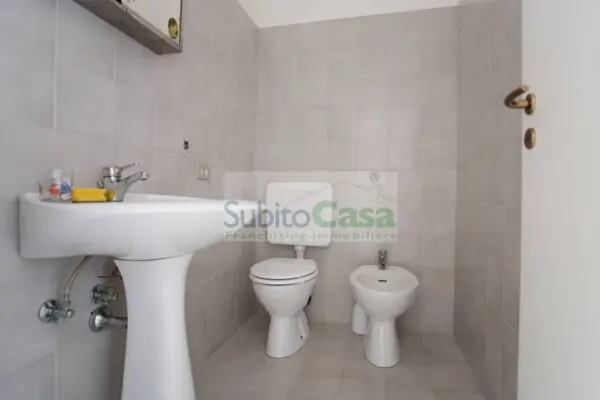 Ufficio via Giuseppe Verdi, Chieti