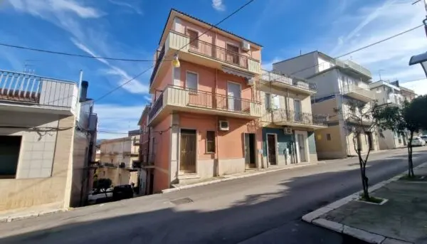 Appartamento via Don Luigi Sturzo 78, San Nicandro Garganico