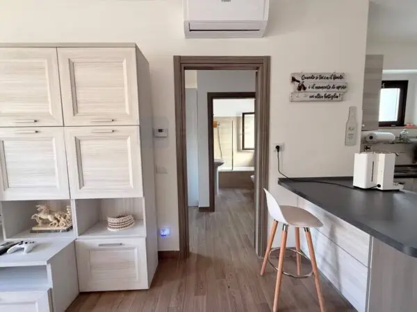 Appartamento via Vittorio Caprioli, Roma