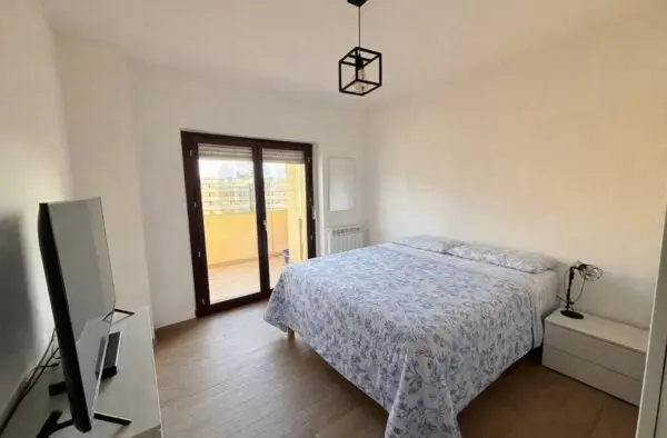 Appartamento via Vittorio Caprioli, Roma