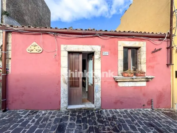 Casa Indipendente via Lenza, Priolo Gargallo