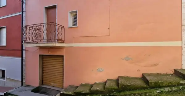 Box / Posto Auto via Canova 1, San Nicandro Garganico