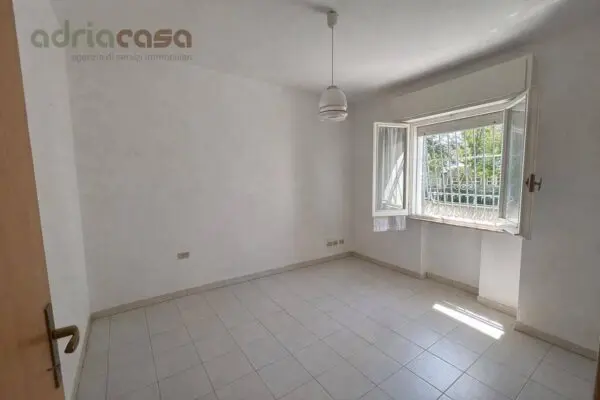 Appartamento via Bixio, Riccione