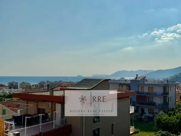 Appartamento via San Domenico, Pietra Ligure