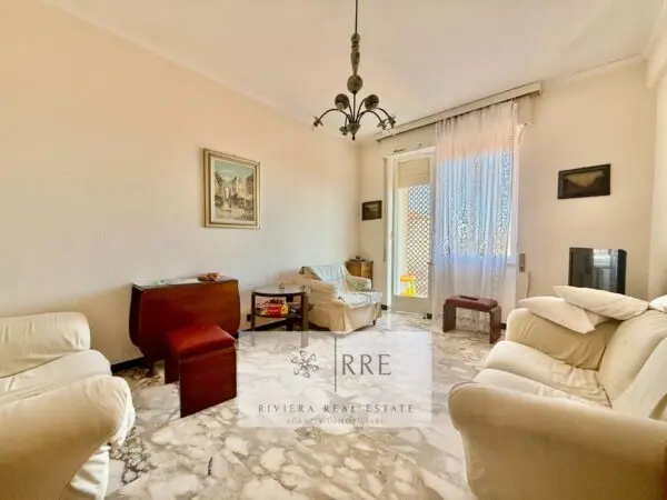 Appartamento via Borgo Coscia, Alassio