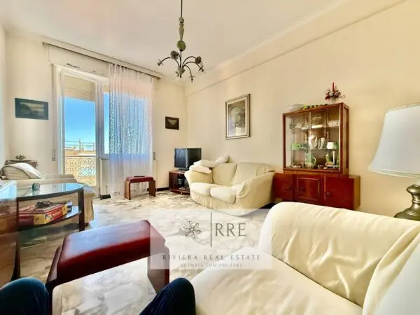 Appartamento via Borgo Coscia, Alassio